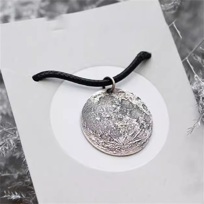 Estilo étnico lua pingente par - Men Accessories Ethnic avaliação e preço